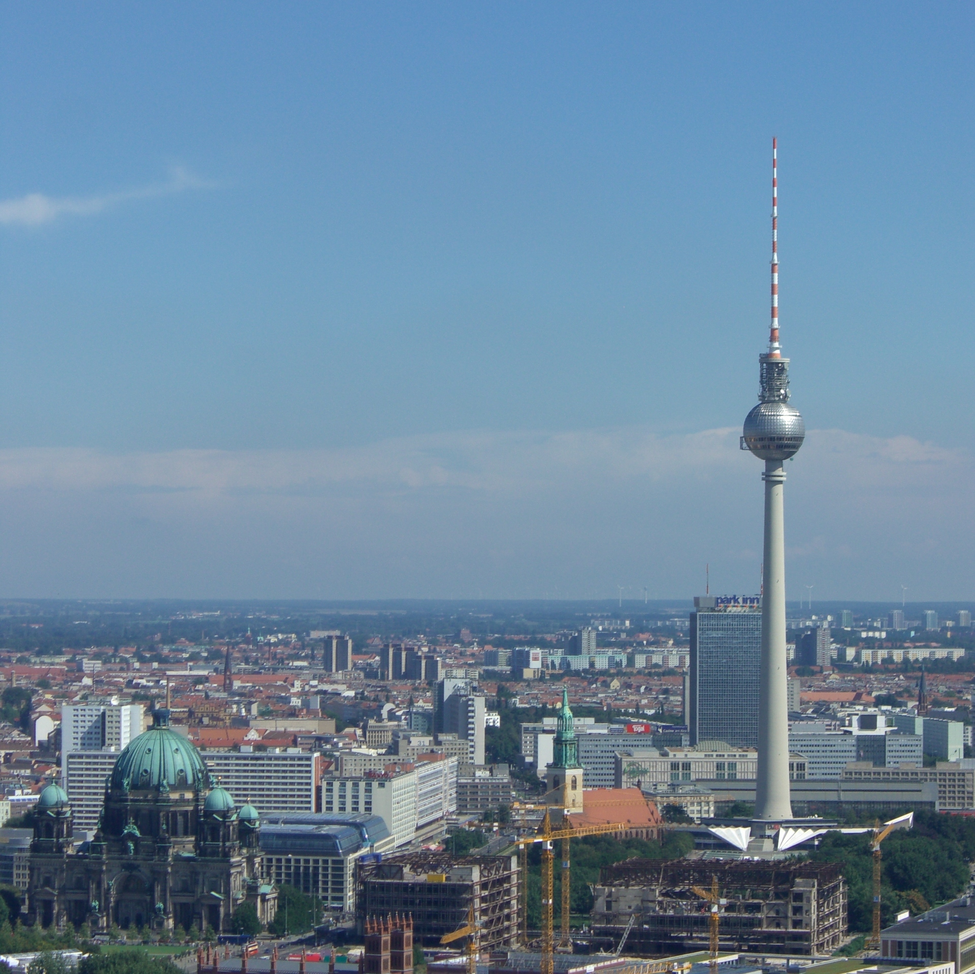 Berlin: Tränenpalast – ein Stück perfider, trauriger DDR-Realität