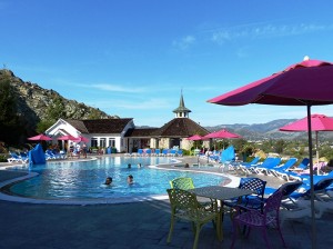 7-CA-SLO-MadonnaInn-Pool