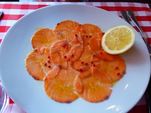 Carpaccio di salmone im Al Dente. iwanowski.blog