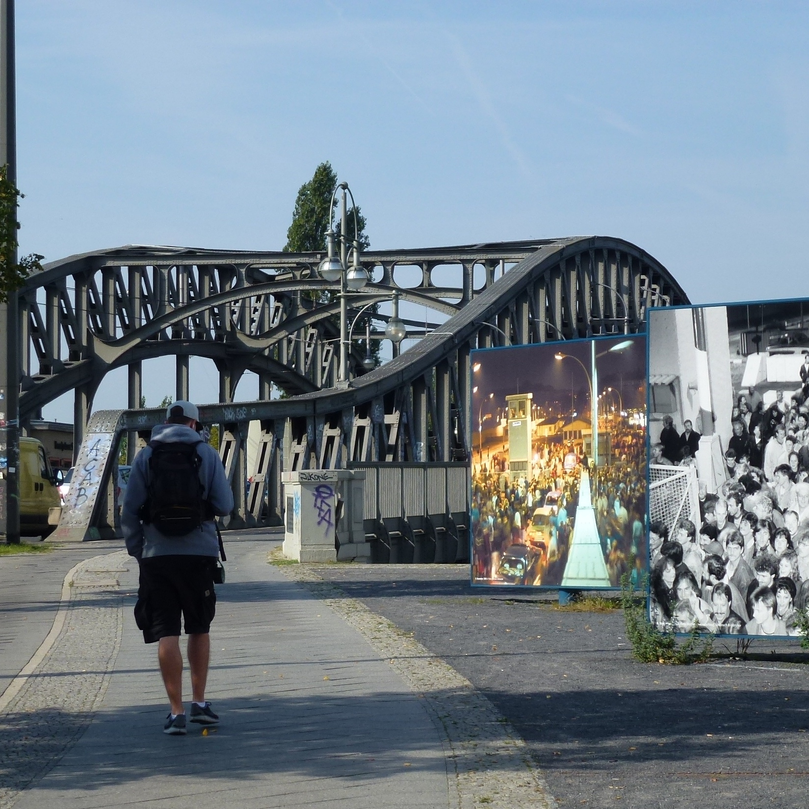 Berlin Ausflugstipp | Bösebrücke an der Bornholmer Straße › Iwanowski ...