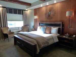 11-bluff-desertrose-room