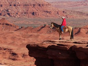 6-mv-indianhorseback